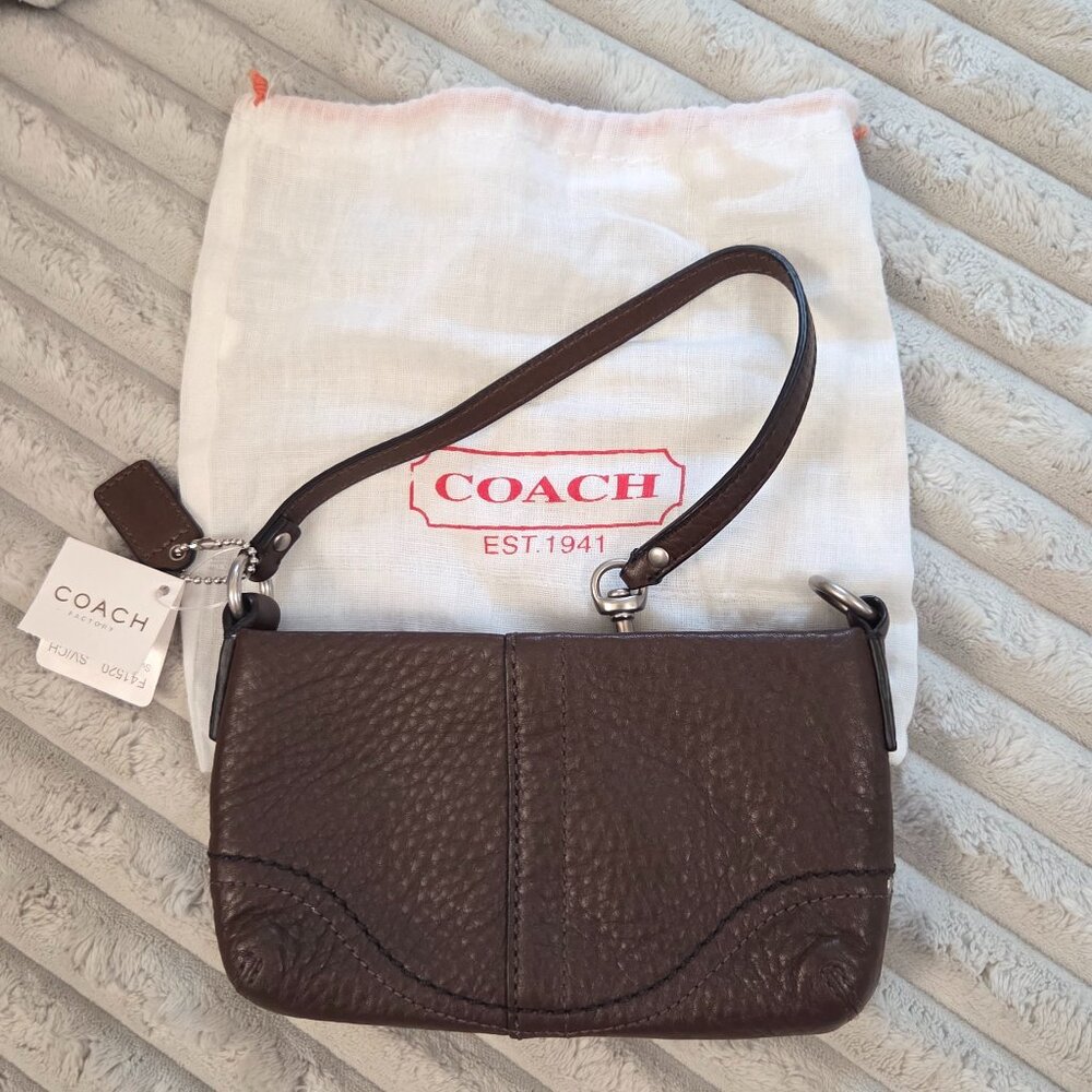 NWT Coach Wristlet in Brown Pebbled Leather